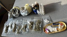 סמים מסוכנים מסוגים שונים. הראיות, צילום: דוברות המשטרה